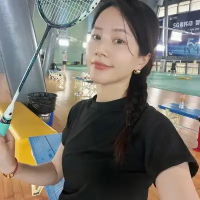 孟美飞